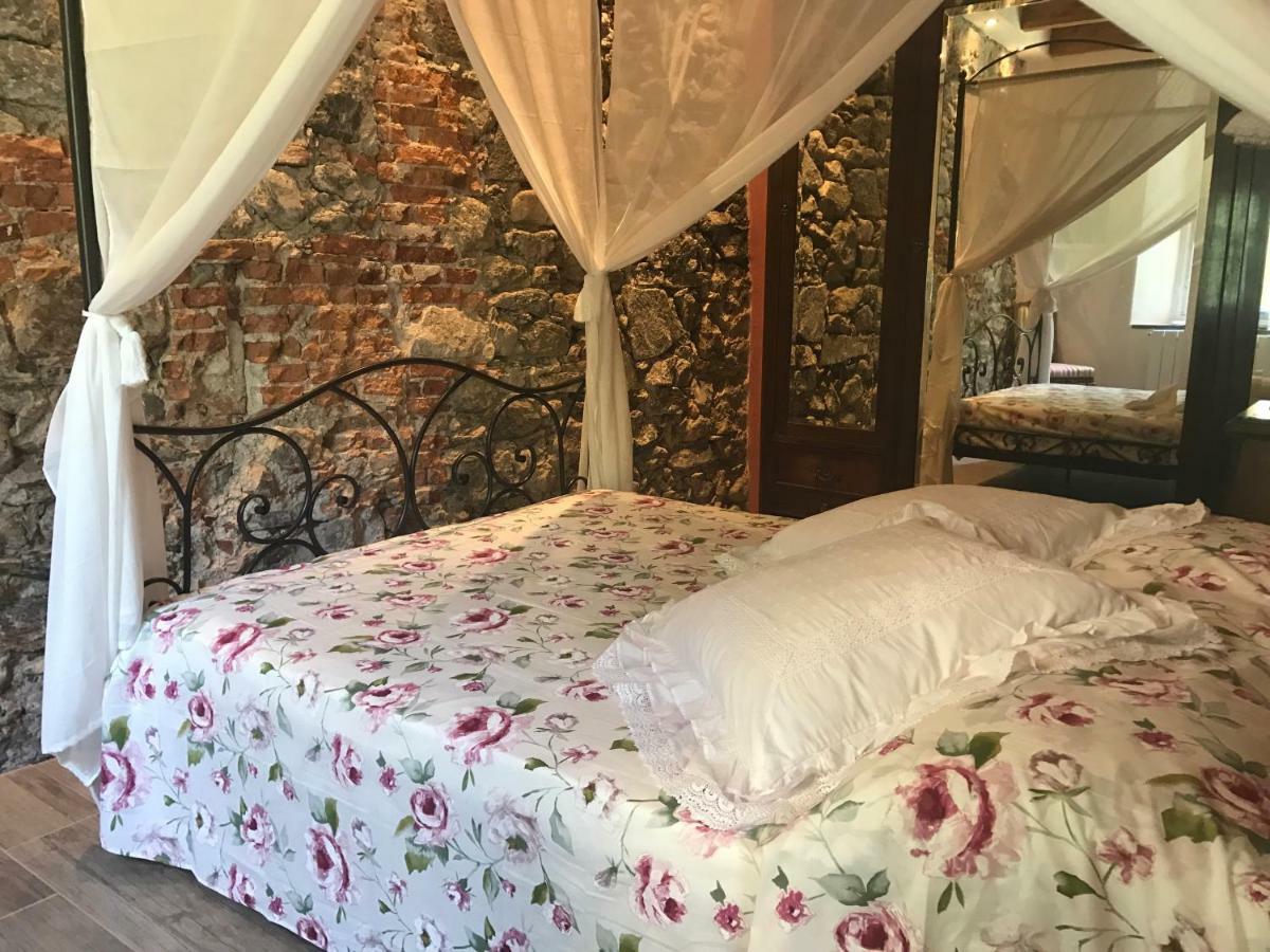 Il Giardino Segreto Arona, Charming Apartments Екстер'єр фото