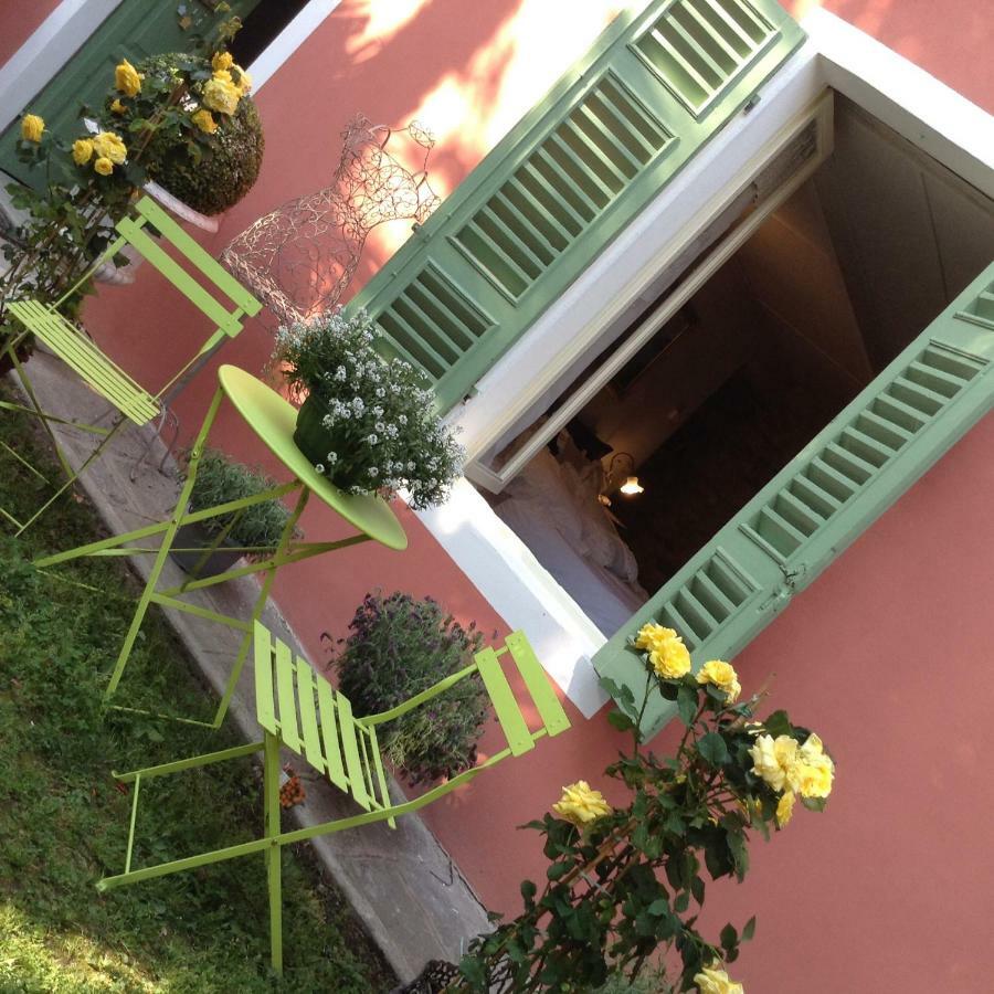 Il Giardino Segreto Arona, Charming Apartments Екстер'єр фото